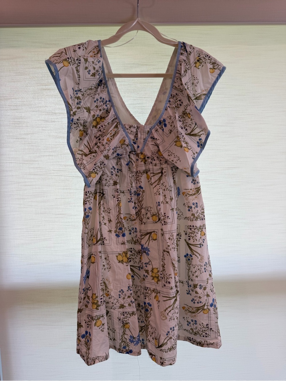 Sugarlips White Floral Mini Dress with Blue Trim size medium